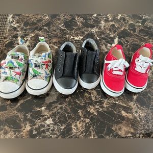 3 pairs of toddler 6c shoes